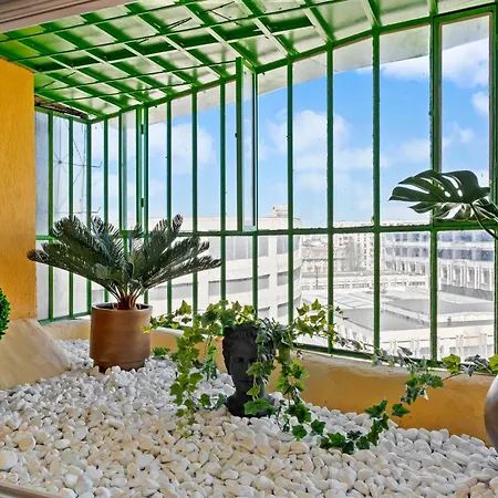 شقة Art Nouveau Penthouse *